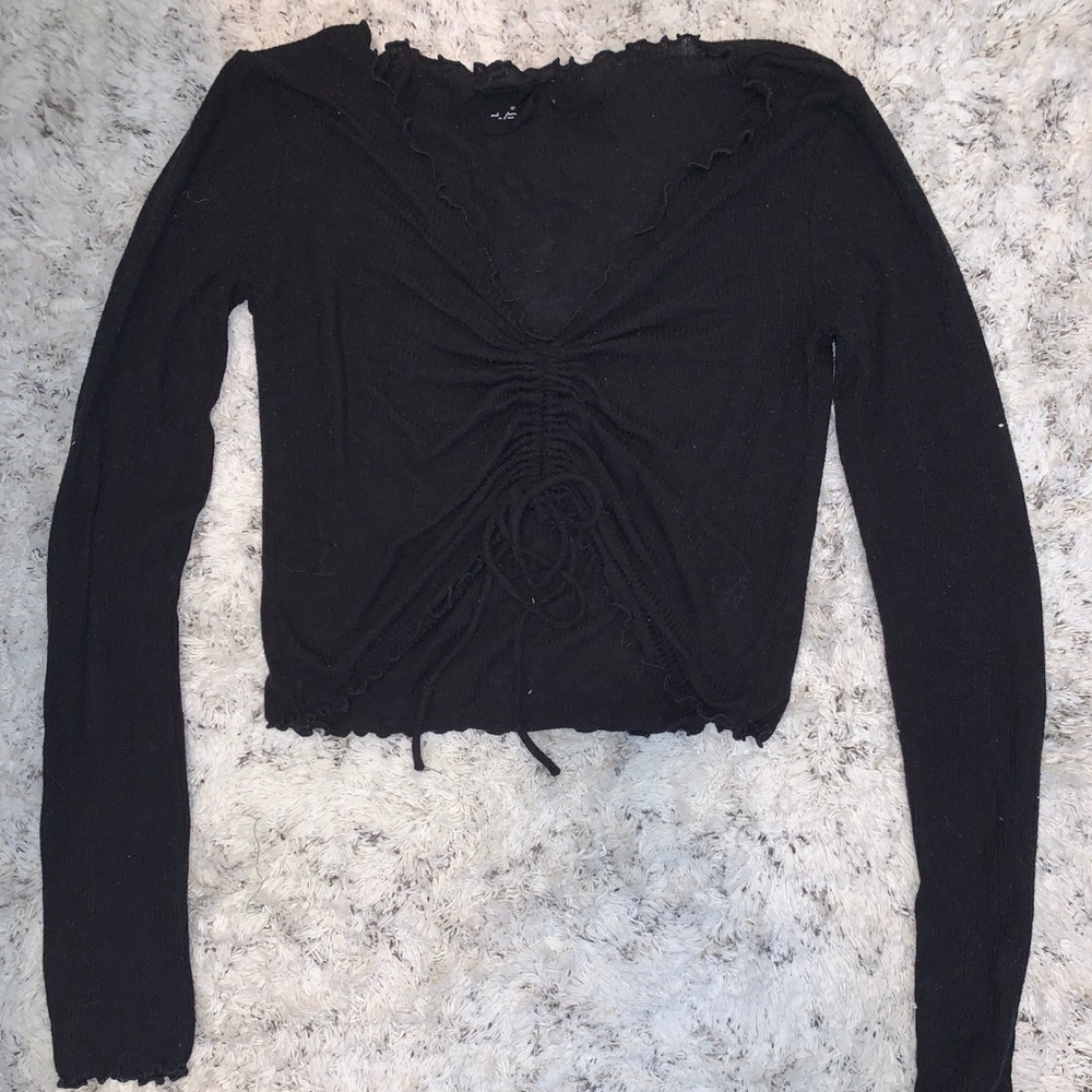 Black adjustable tie top